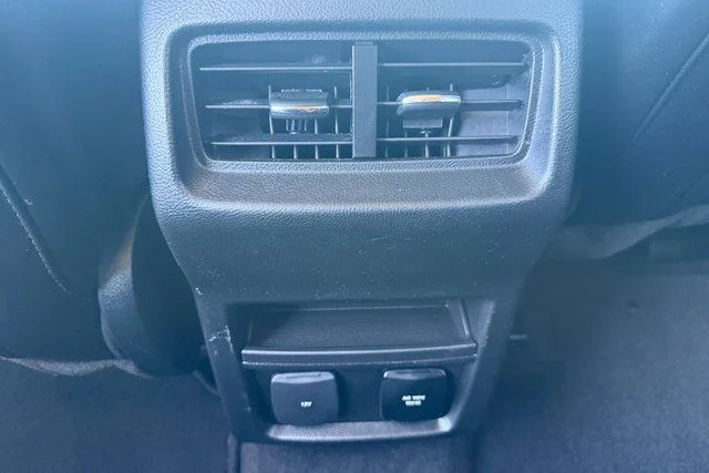 Used 2020 Gray Ford SEL image 21