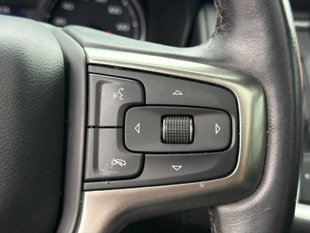 Used 2021 MIDNIGHT BLUE METALLIC Chevrolet Z71 image 27