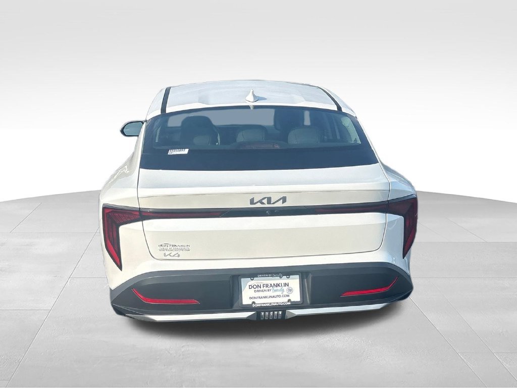 Used 2025 White Kia EX image 5