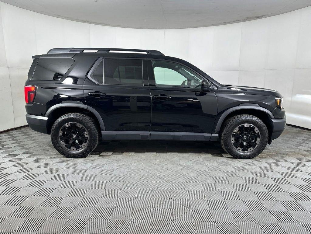 Used 2026 Crystal Black Pearl Honda TrailSport Elite image 12