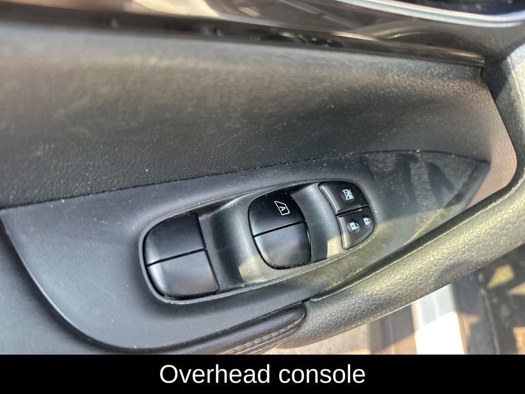 Used 2017 White Nissan S image 9