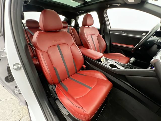 Used 2024 White Kia GT-Line image 15