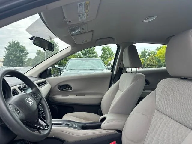Used 2018 Gray Honda LX image 9
