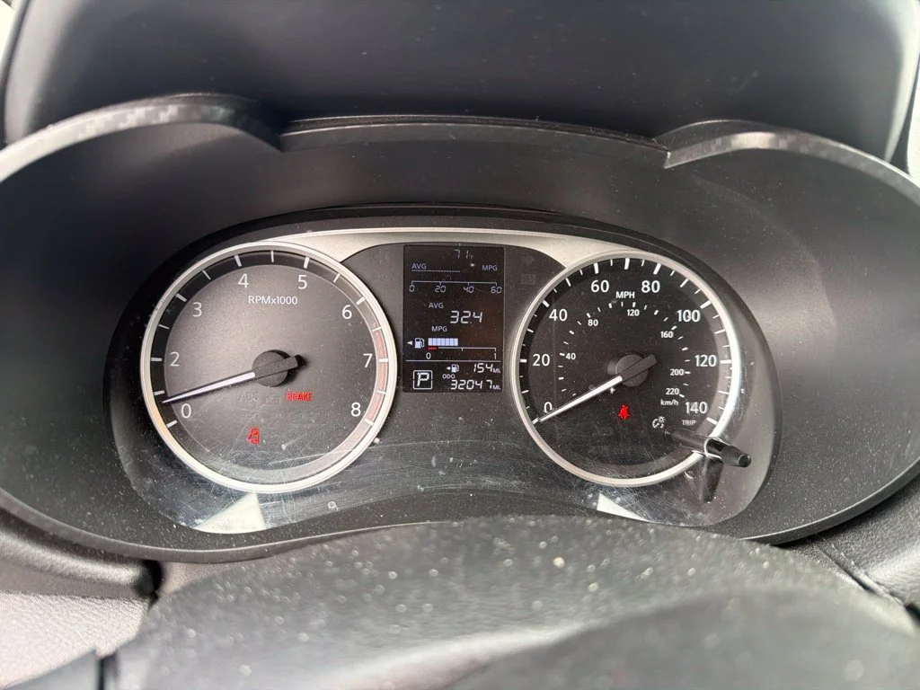 Used 2023 Blue Nissan 1.6 S image 9