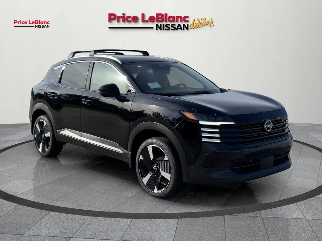 2025 Nissan Kicks 2.0 SR's photo