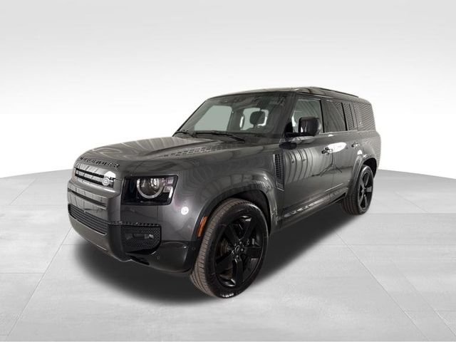2024 Land Rover Defender 130 V8 P500's photo