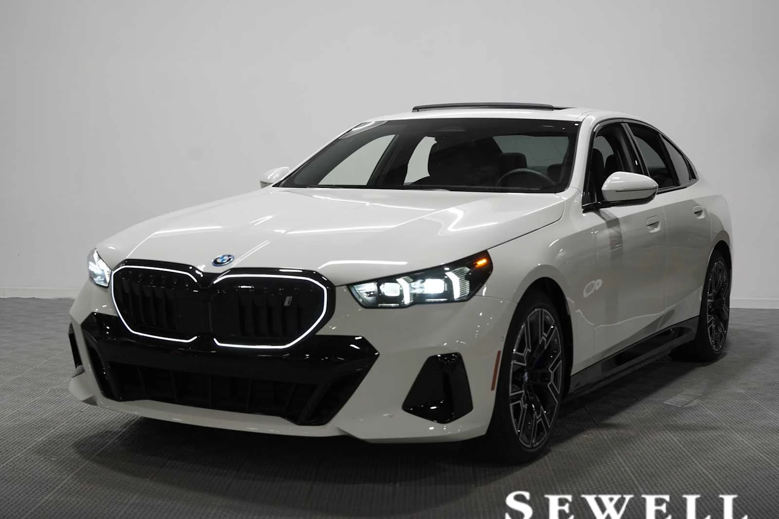 2026 BMW i5 eDrive40 Sedan's photo