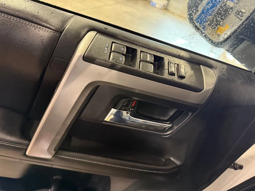 Used 2015 White Toyota SR5 Premium image 6