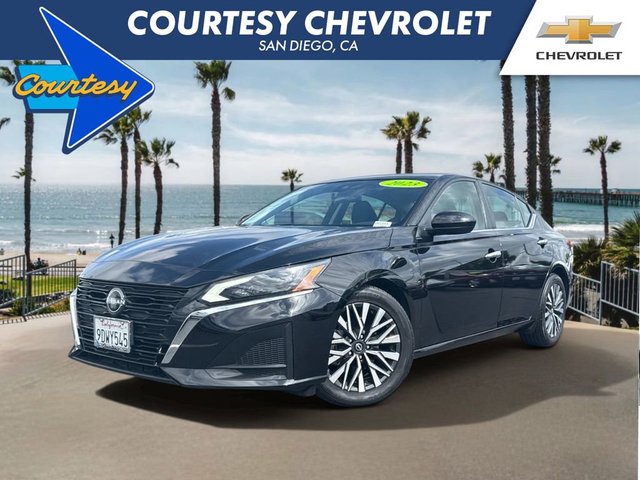 2023 Nissan Altima 2.5 SV