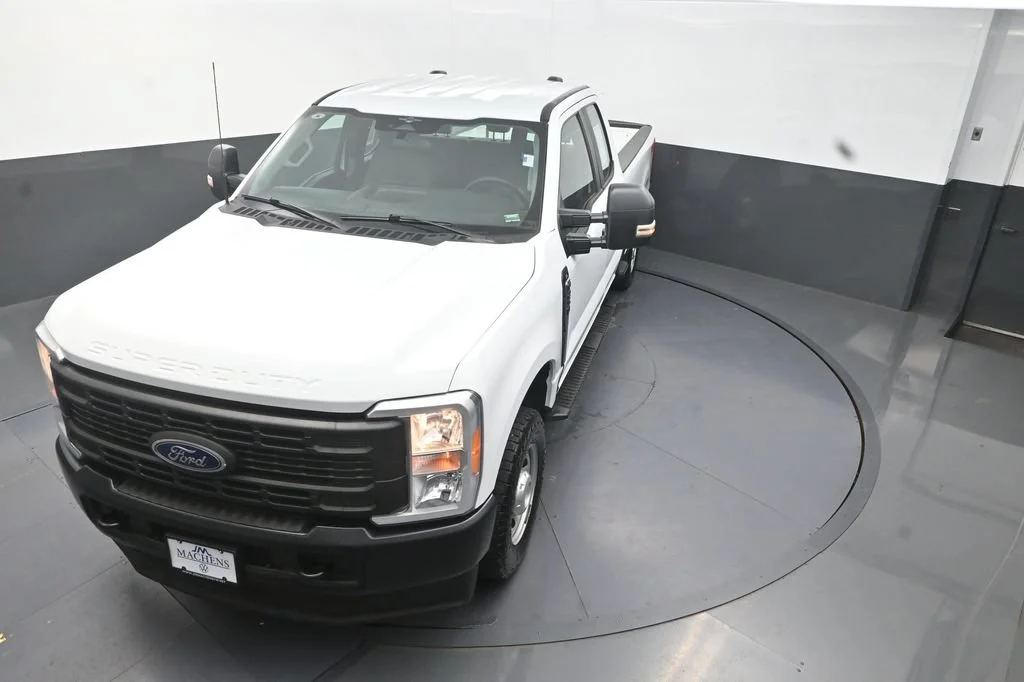 Used 2023 White Ford XL image 15