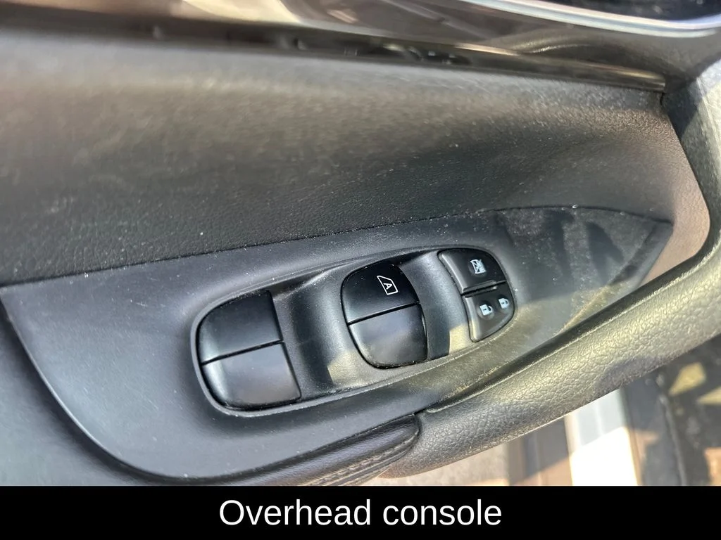 Used 2017 White Nissan S image 9