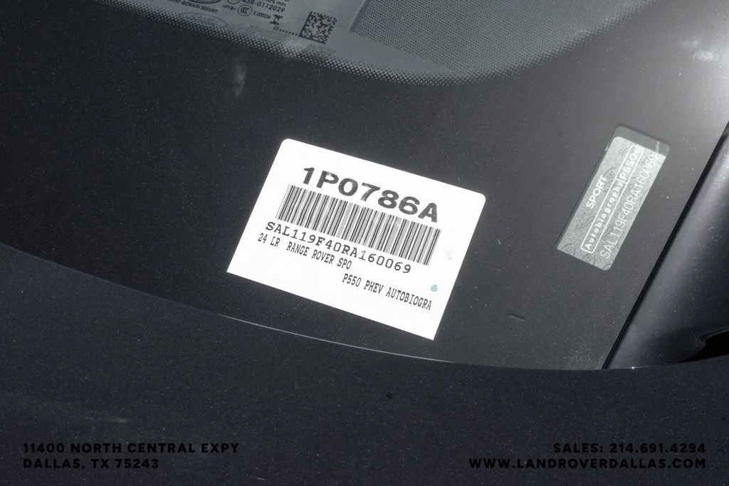 Certified Used 2024 SV Bespoke Match to Sample in Gloss Finish Land Rover Autobiography image 62
