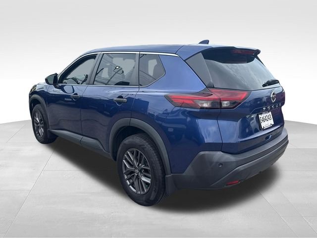 Used 2021 Blue Nissan S image 3