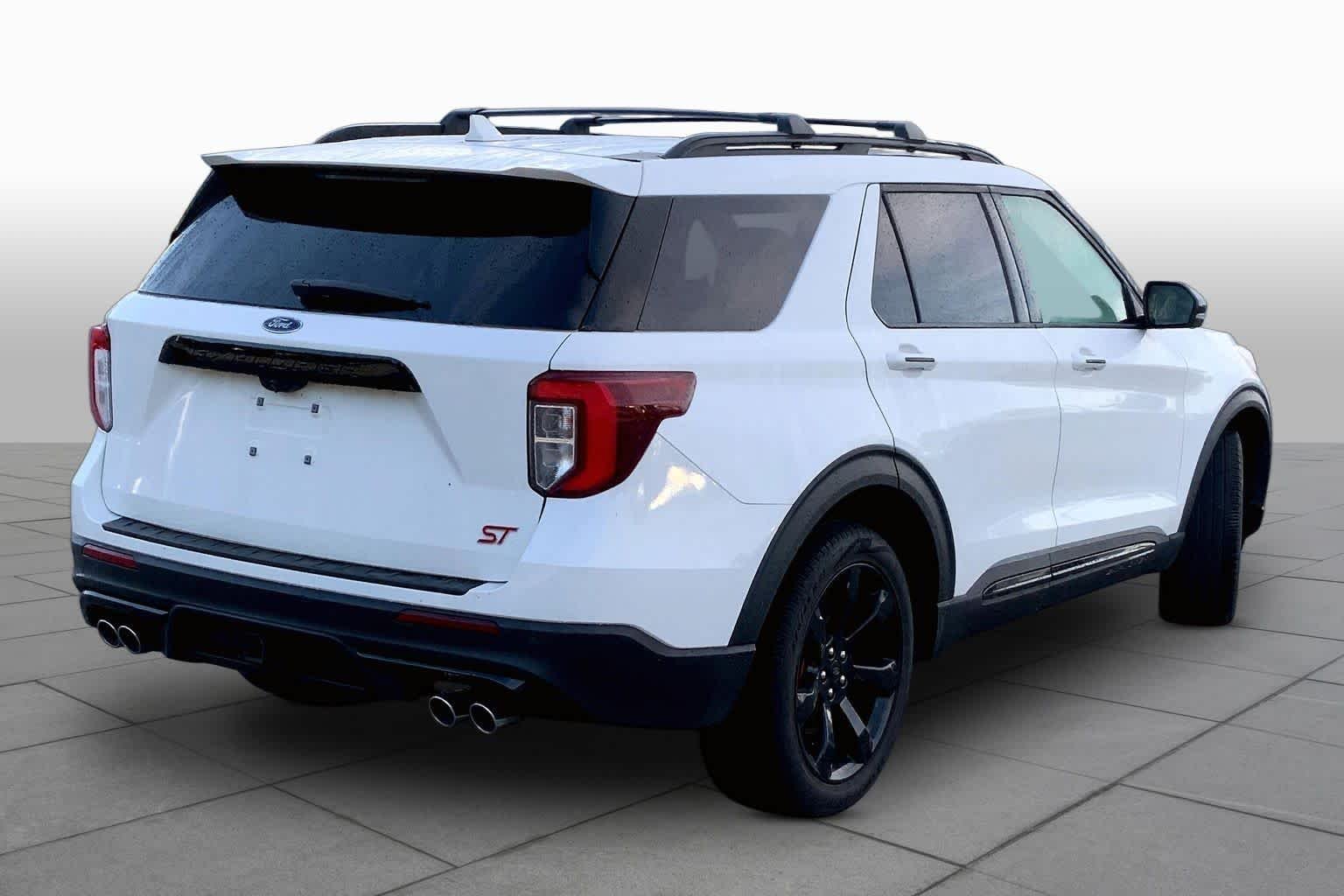 Used 2022 Star White Metallic Tri-Coat Ford ST image 13