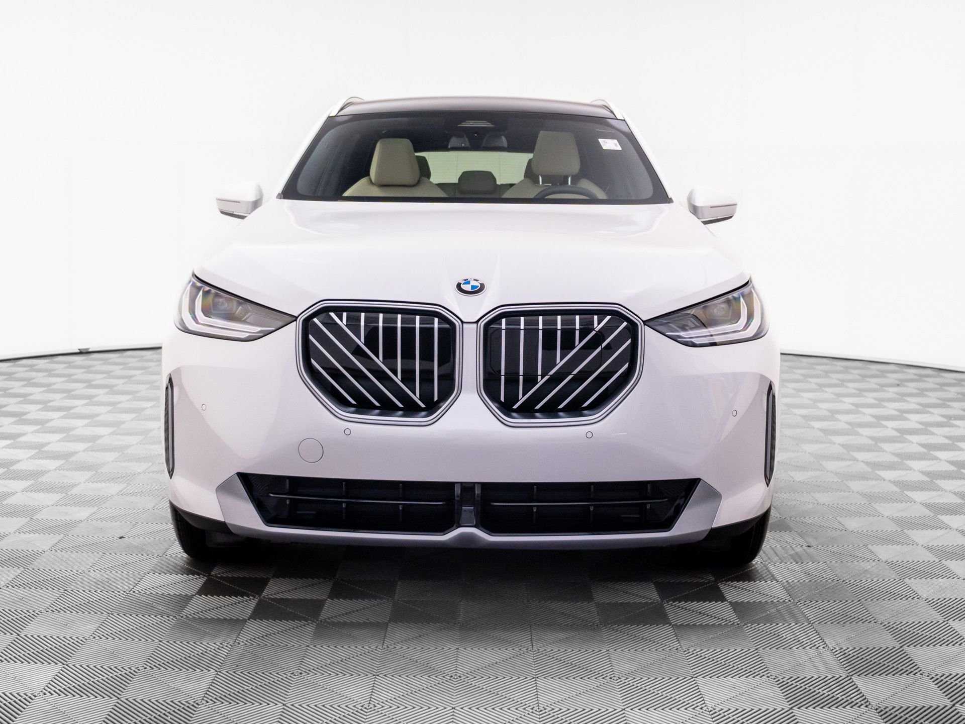 New 2026 Mineral White Metallic BMW 30 xDrive image 10