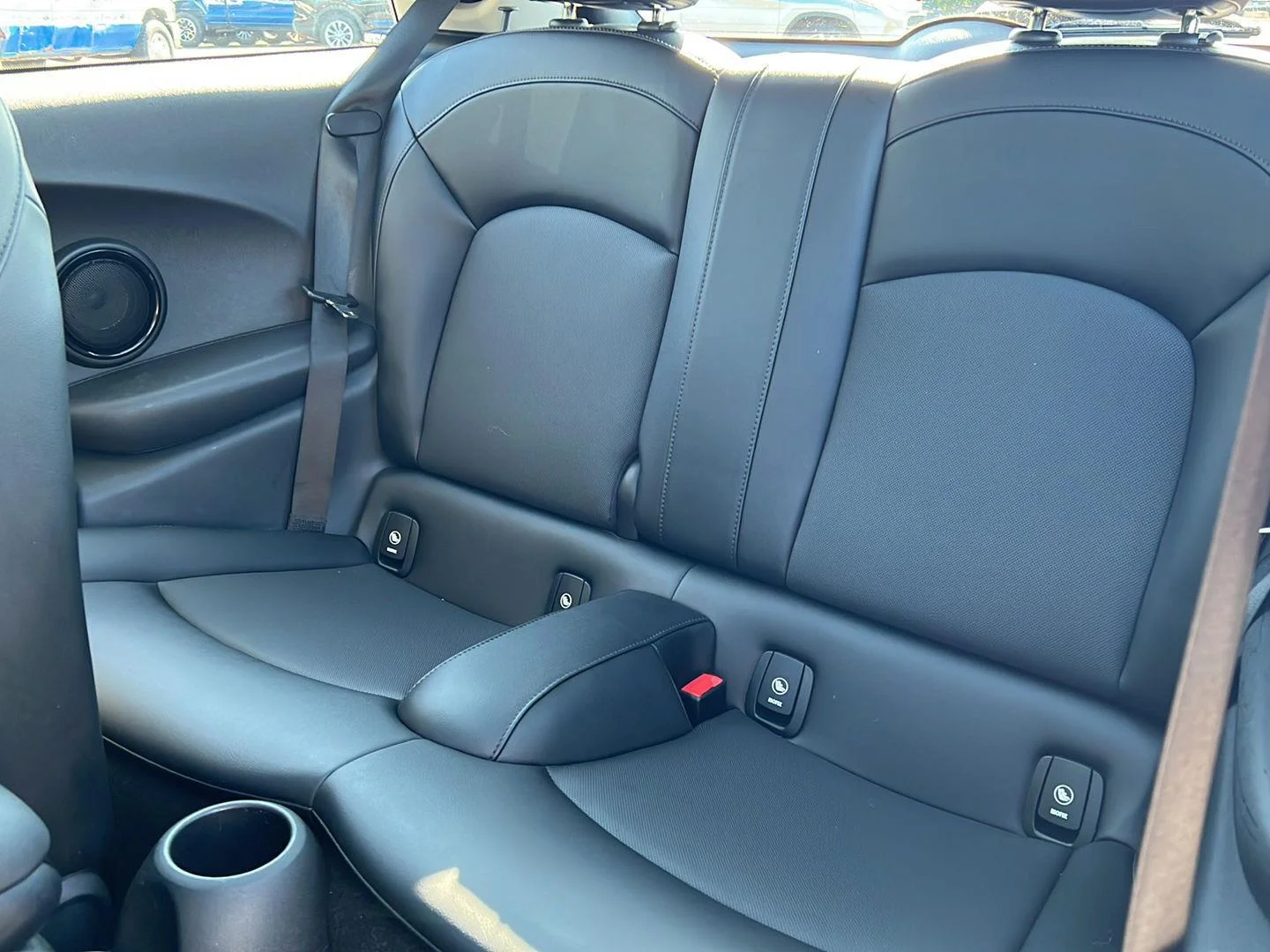 Used 2018 Midnight Black Metallic MINI Base image 16