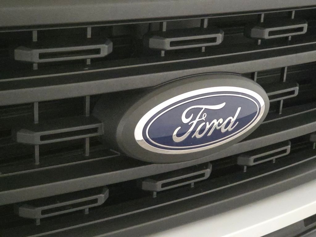 Used 2022 White Ford XL image 13