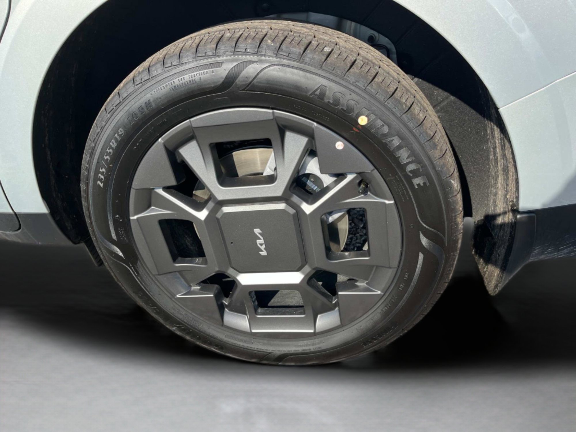 New 2026 Ivory Silver Kia EX image 37