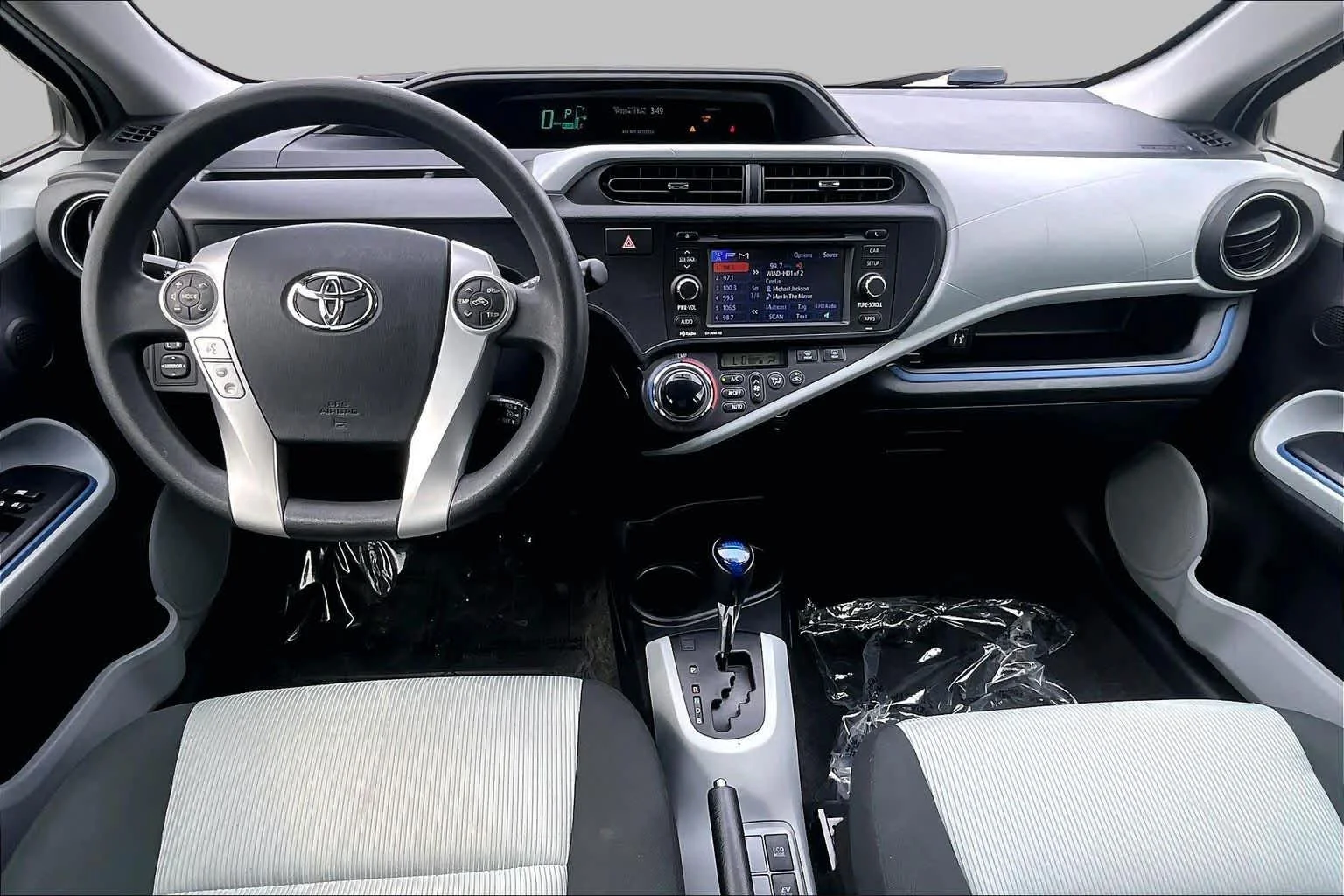 Used 2012 Moonglow Toyota Three image 16