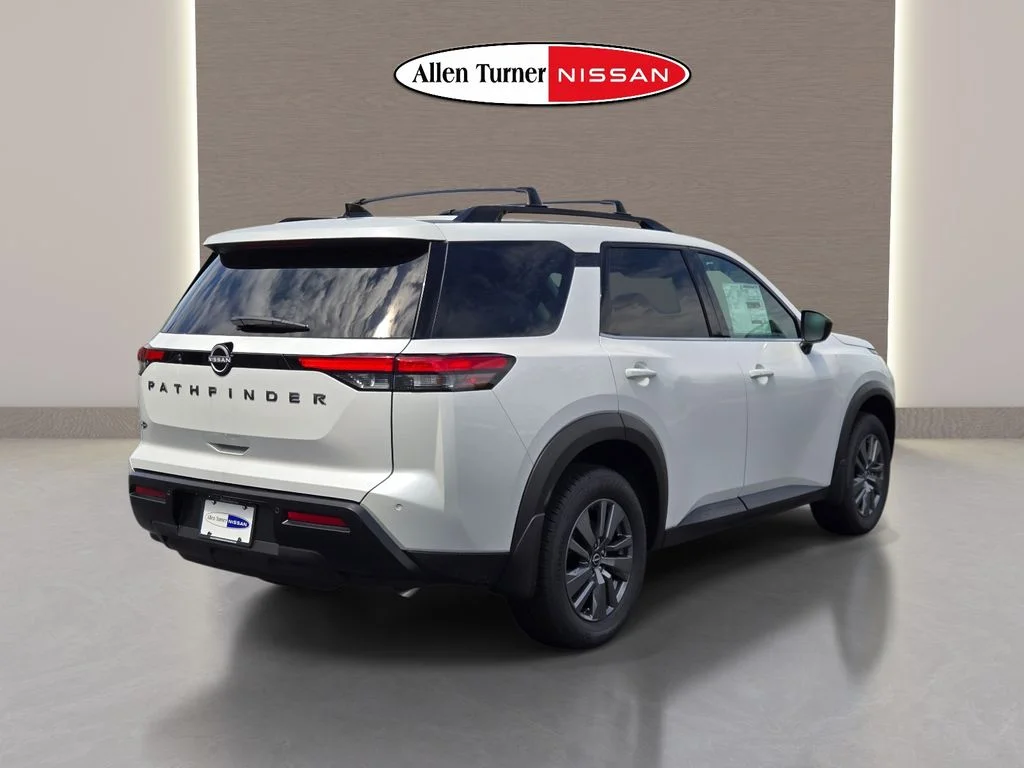 2026 Nissan Pathfinder SV - Photo 6