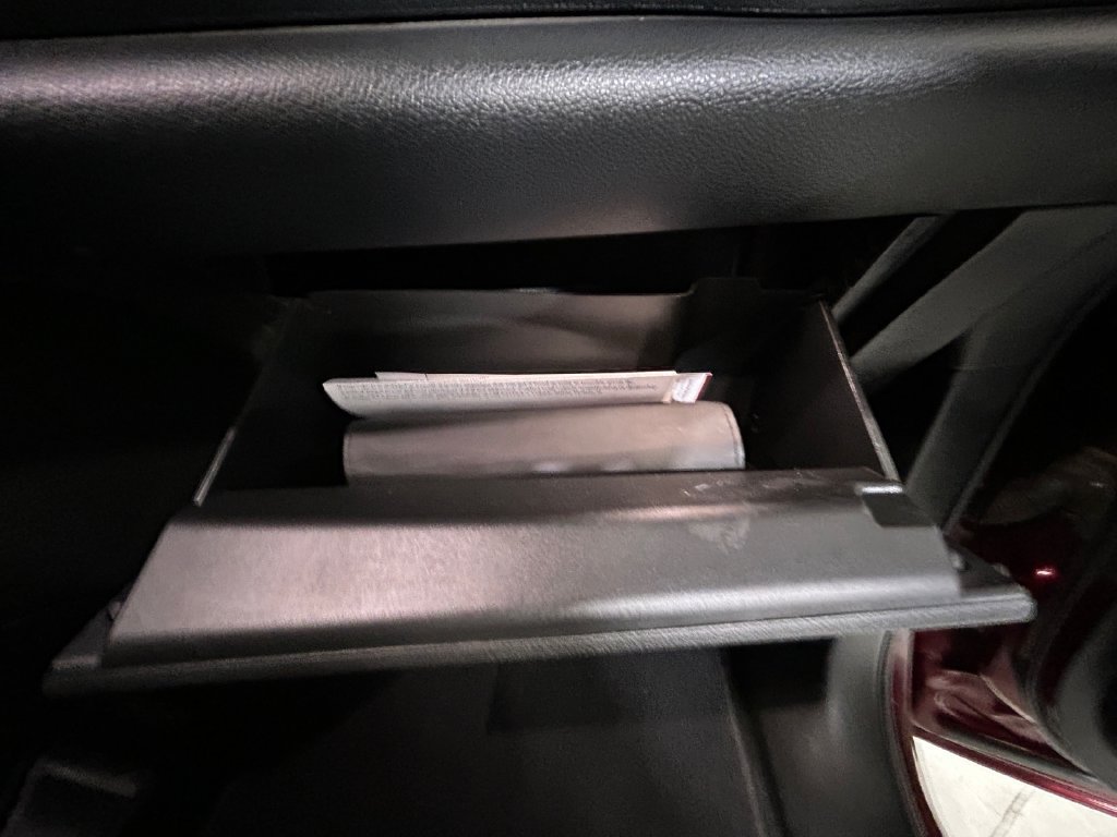 Used 2018 Red Chrysler Touring Plus image 28