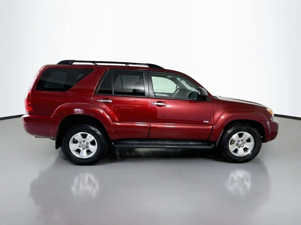 Used 2007 Salsa Red Pearl Toyota SR5 image 13