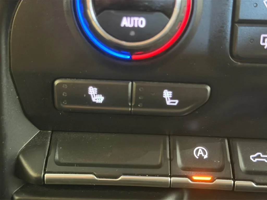 Used 2020 NORTHSKY BLUE METALLIC Chevrolet RST image 25