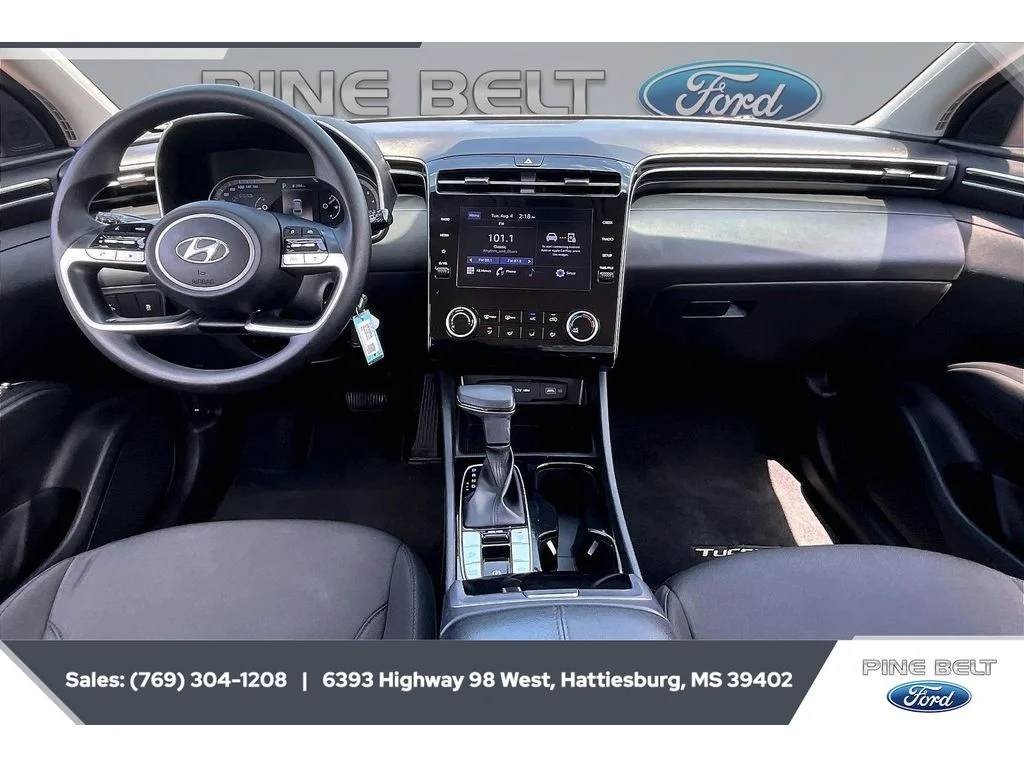 Used 2023 Phantom Black Hyundai SE image 13