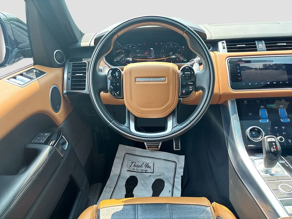 Used 2020 Narvik Black Land Rover Autobiography image 25