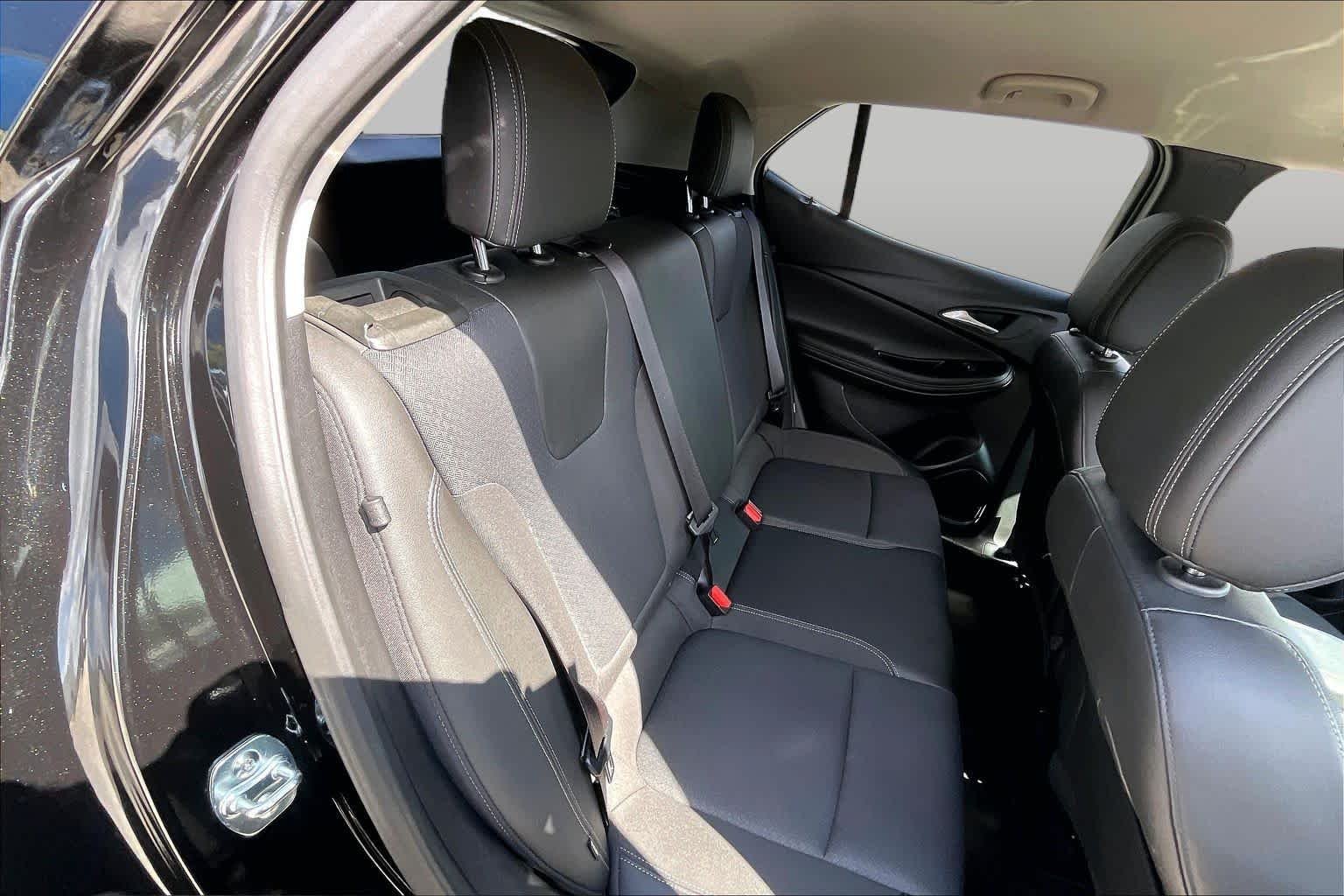 2025 Buick Encore GX Preferred - Photo 18