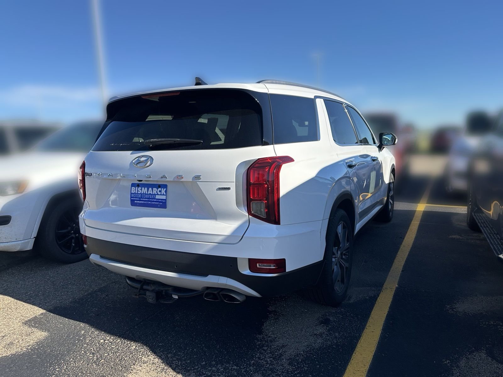 Used 2021 White Hyundai SEL image 3