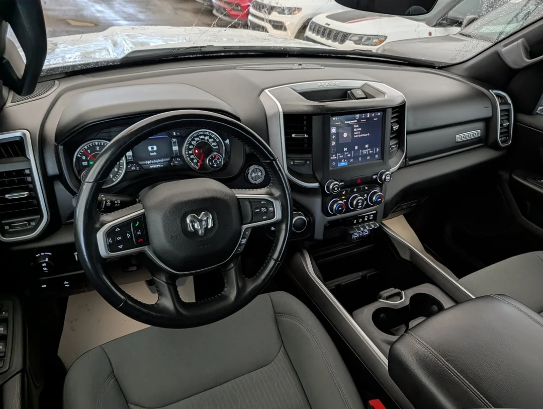 Used 2023 White RAM Big Horn - - 4x4 - 3.6L Pentastar V6 - Crew Cab - 12 Uconnect Display - Backup Camera & More! image 24