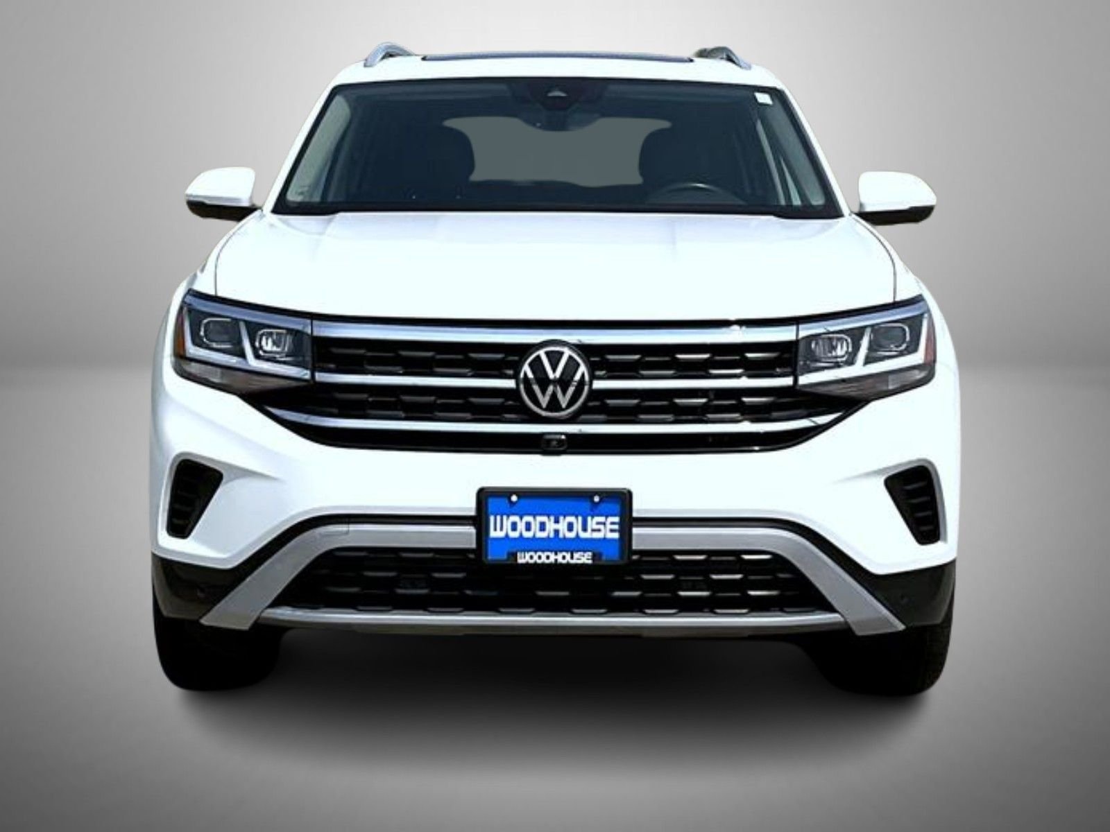 Used 2021 White Volkswagen SEL Premium image 2