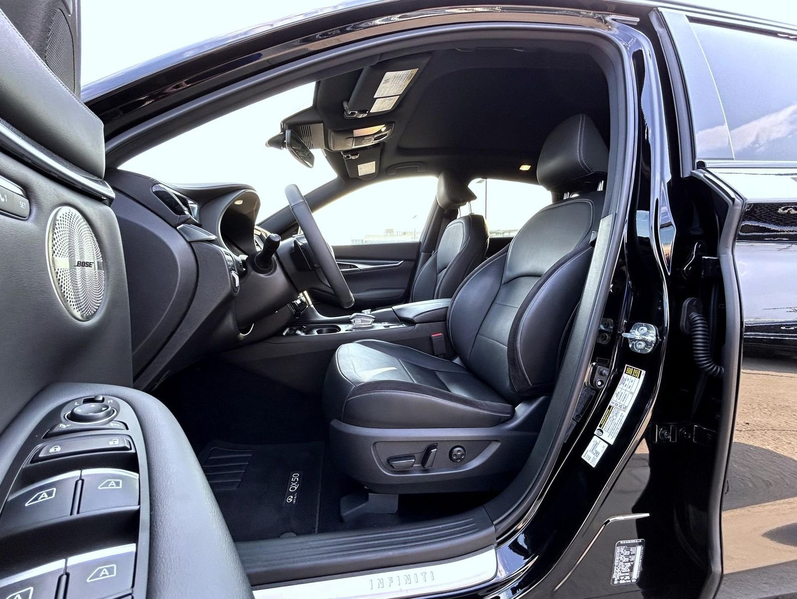 Used 2023 Black INFINITI SPORT image 10