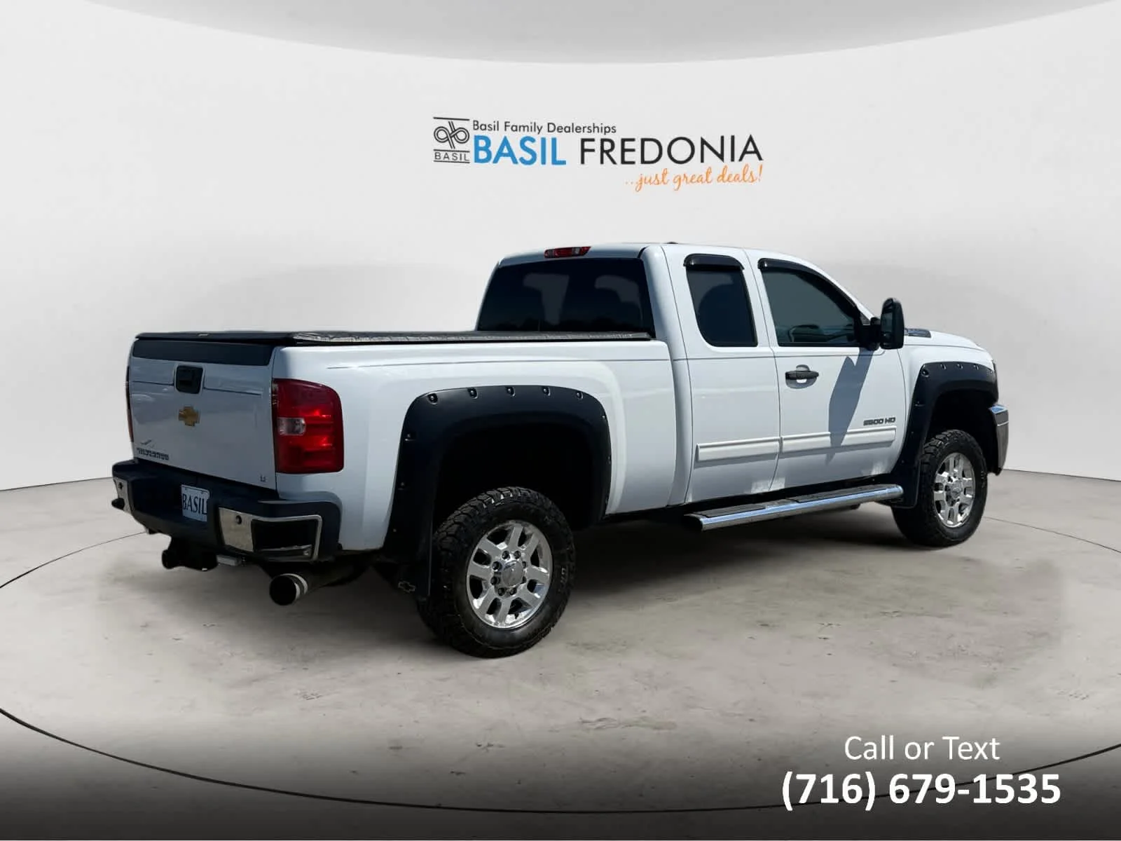 Used 2012 SUMMIT WHITE Chevrolet LT image 9