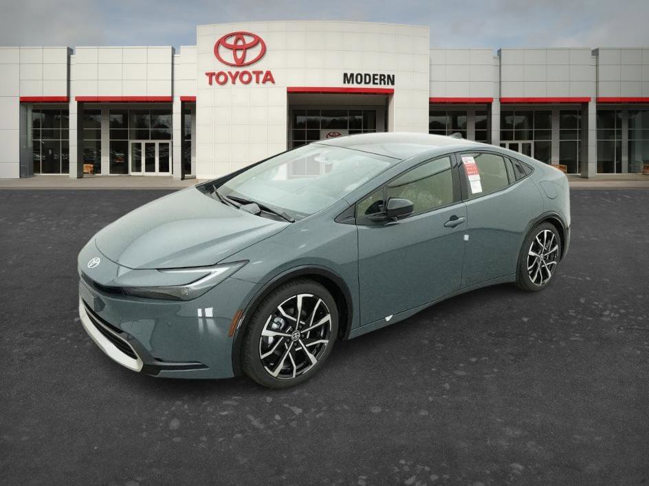 2026 Toyota Prius XSE's photo