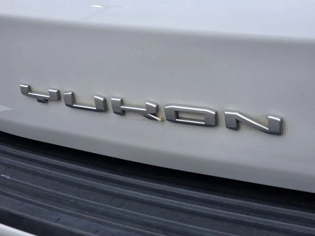 Used 2022 White GMC Denali image 34