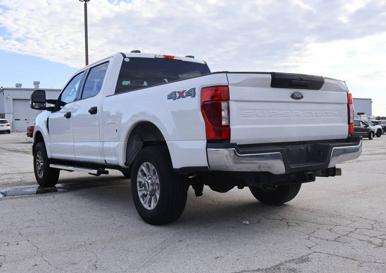 Used 2022 White Ford XLT image 3
