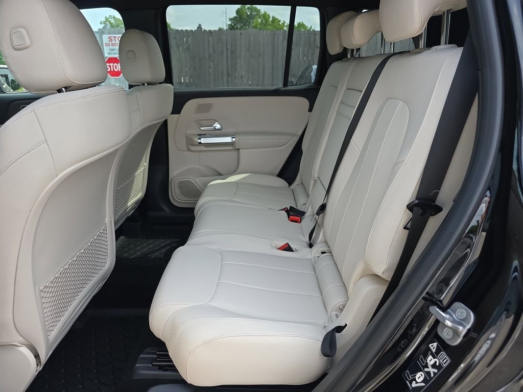New 2026 Black Mercedes-Benz GLB 250 image 12