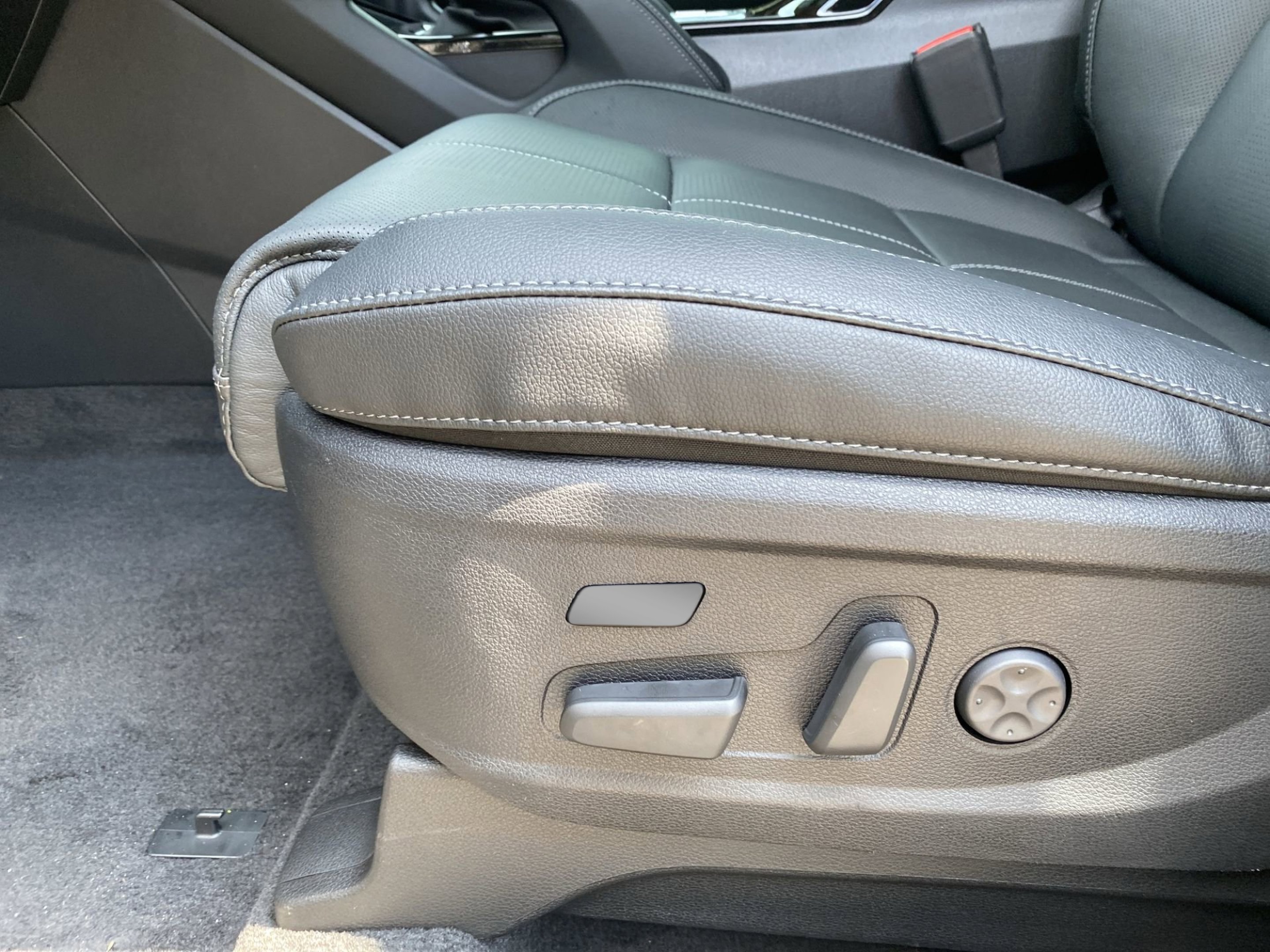 Certified Used 2025 Dark Moss Kia SX image 15