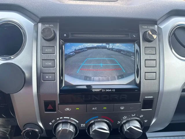 Used 2016  Toyota SR5 image 22