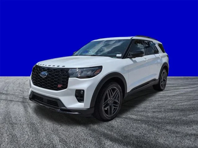 New 2026 Star White Metallic Tri-Coat Ford ST image 8