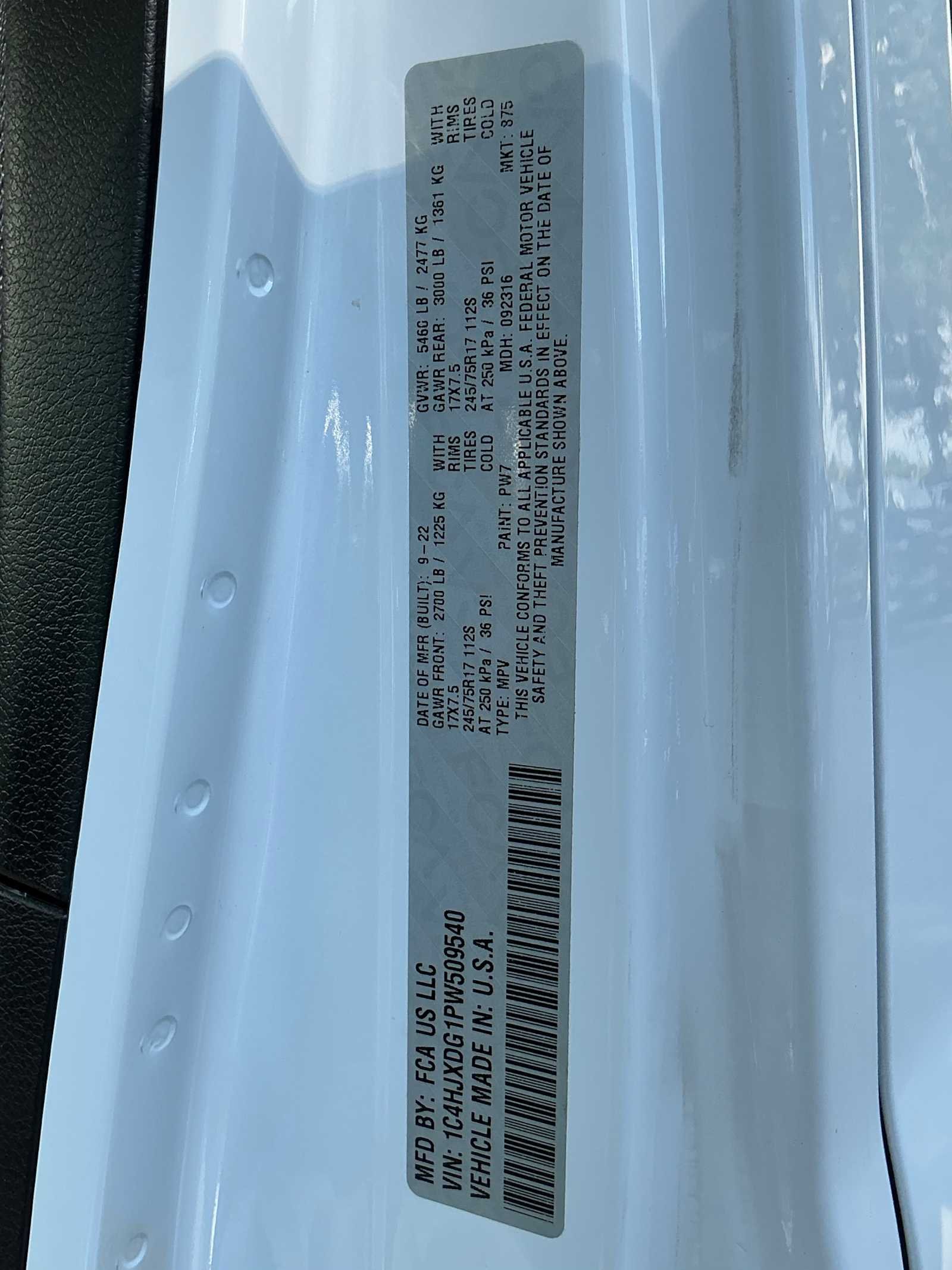 Used 2023 Bright White Clearcoat Jeep Sport S image 34