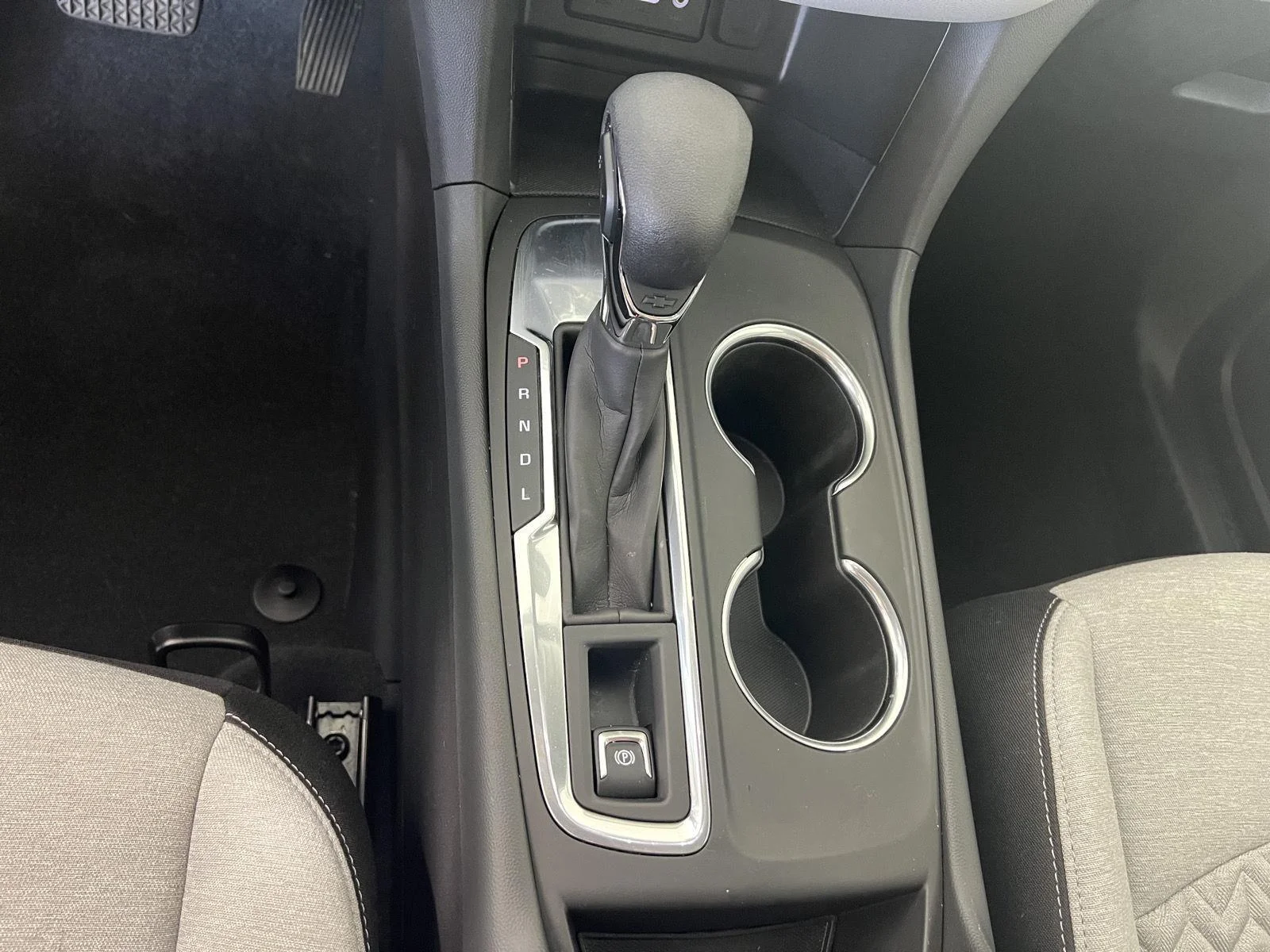 Used 2024 Sterling Gray Metallic Chevrolet LS image 16