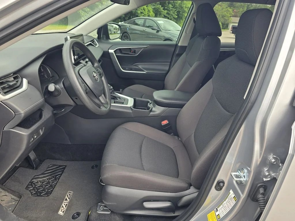 Used 2025 Silver Sky Metallic Toyota LE image 12