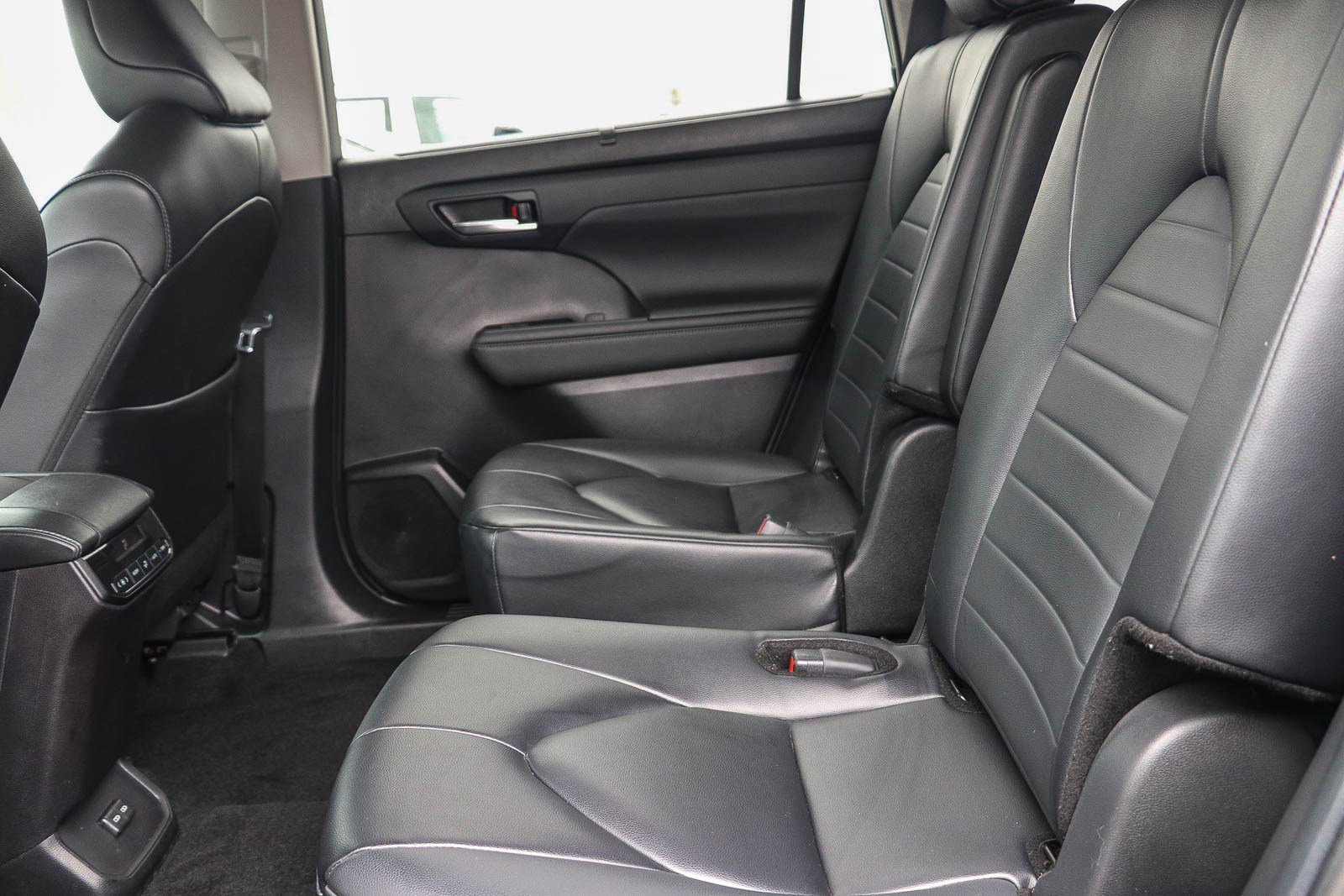 Certified Used 2024 Celestial Silver Metallic Toyota XLE image 18