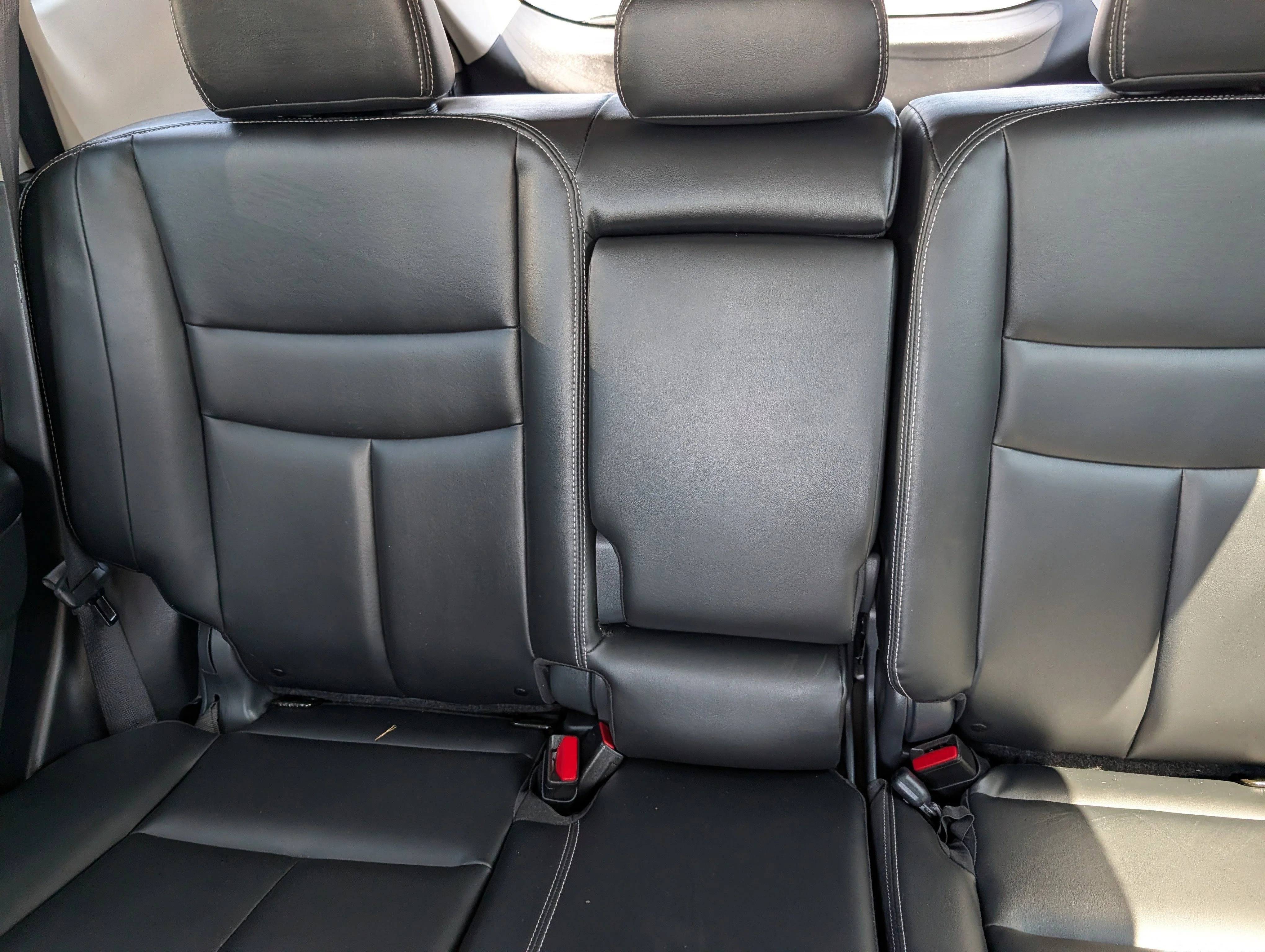 Used 2024 Boulder Gray Pearl Nissan SV image 13