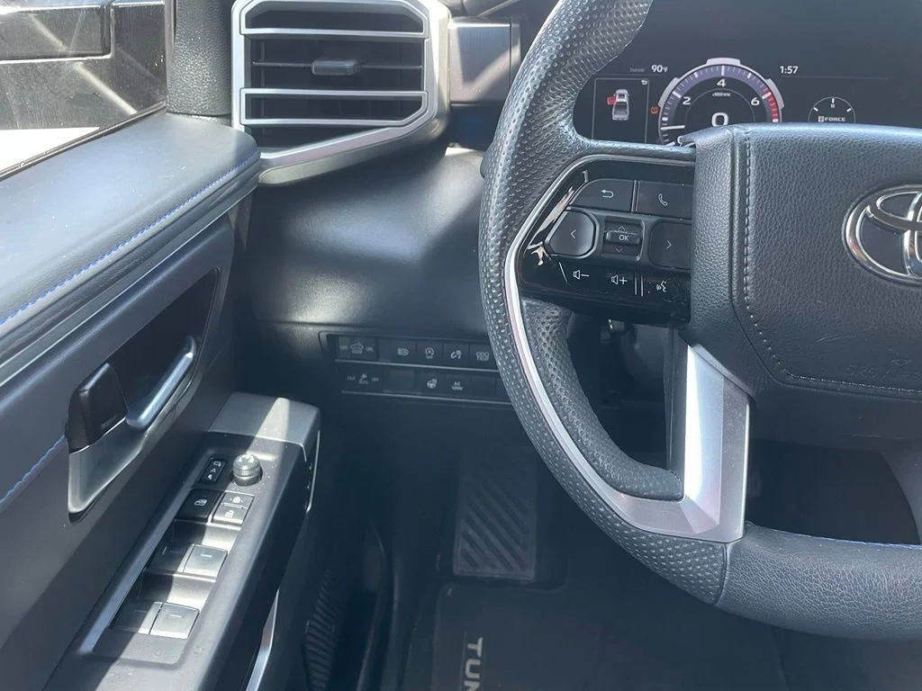 Used 2024 Silver Toyota Platinum image 13