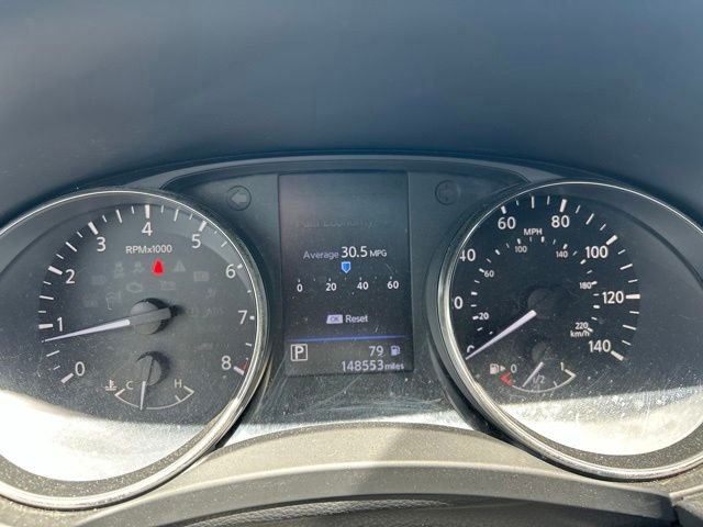 Used 2018 White Nissan SV image 23