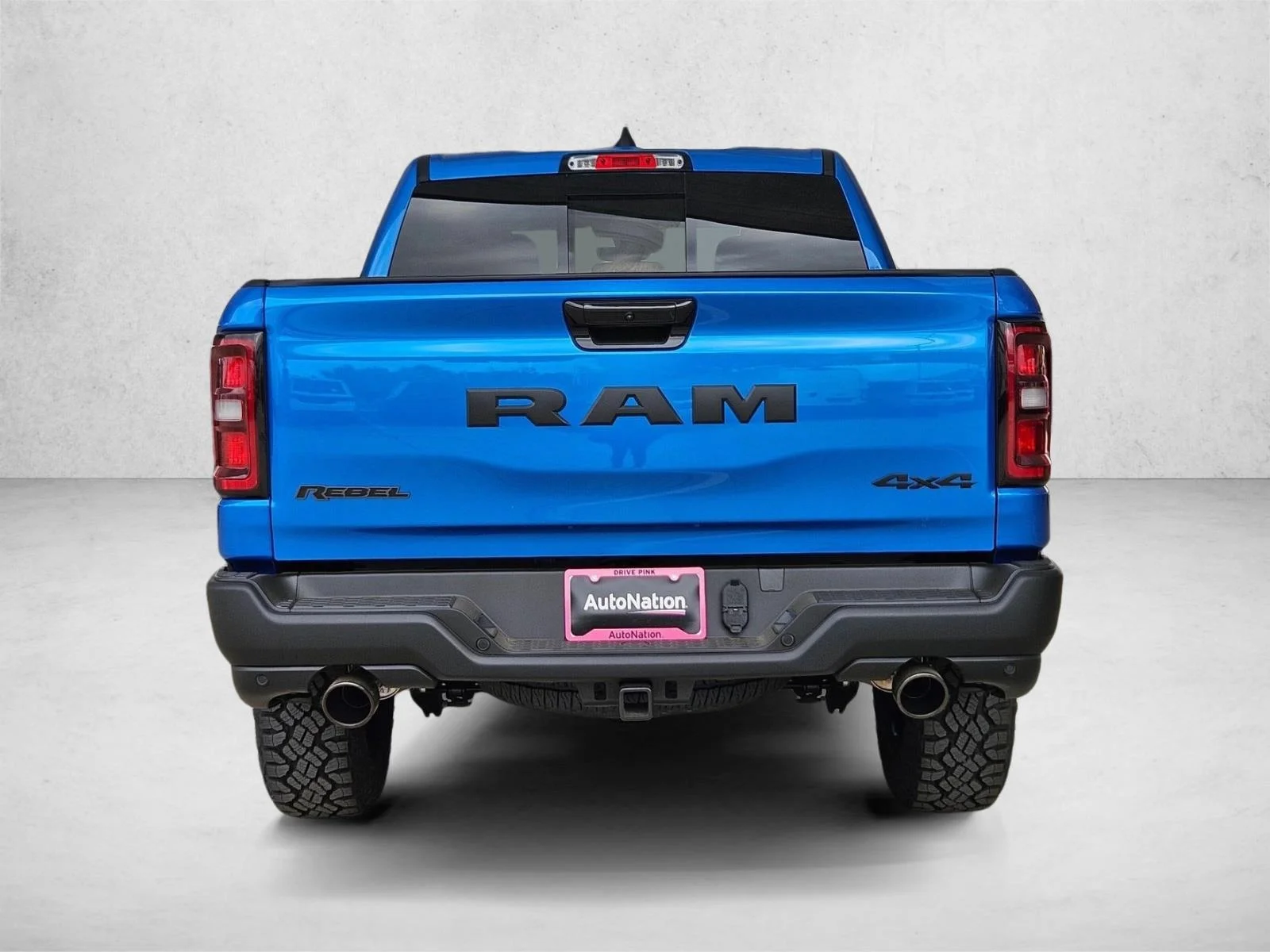 New 2026 Hydro Blue Pearl-Coat Exterior Paint RAM Rebel image 8